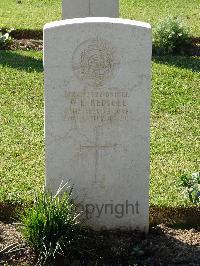 Salonika (Lembet Road) Military Cemetery - Redsull, W E